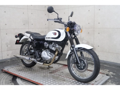 Kawasaki W230