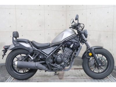 Honda REBEL