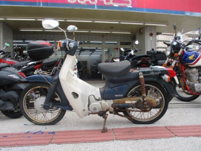 Honda SUPER CUB90