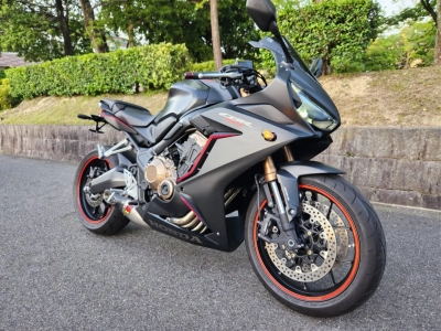 Honda CBR650R
