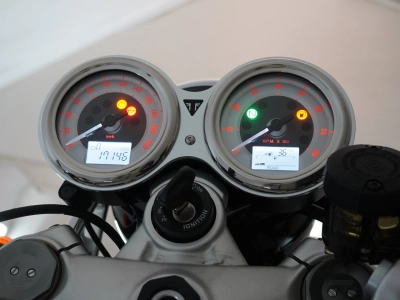 Triumph  TRIUMPH  THRUXTON RS