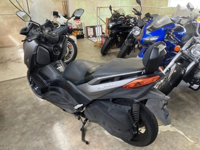 Yamaha XMAX