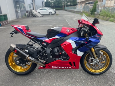 Honda CBR1000RR-R FB SP