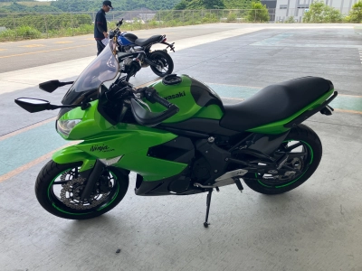 Kawasaki Ninja 400R ABS