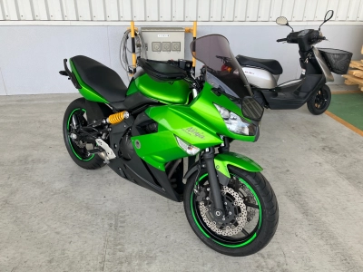 Kawasaki Ninja 400R ABS