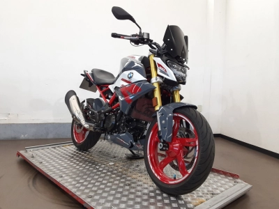 BMW BMW G310R