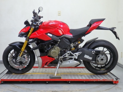 Ducati  DUCATI  STREET  FIGHTER V4S