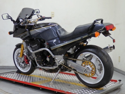 Kawasaki GPZ900R
