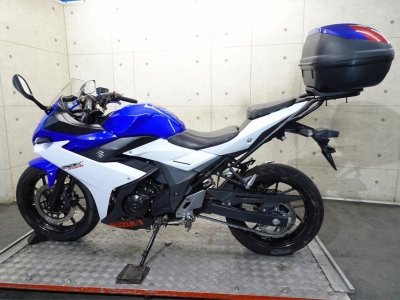 Suzuki GSX250R