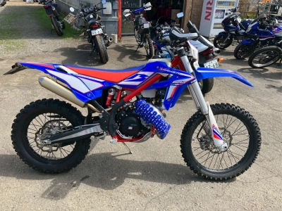 OTHER  BETA X-TRAINER 300