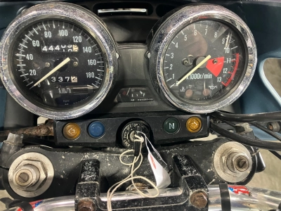 Kawasaki ZRX1100