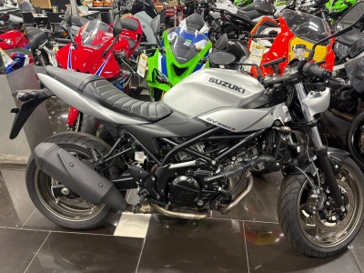 Suzuki SV650X ABS