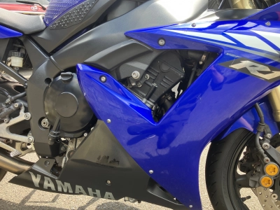 Yamaha YZF-R1