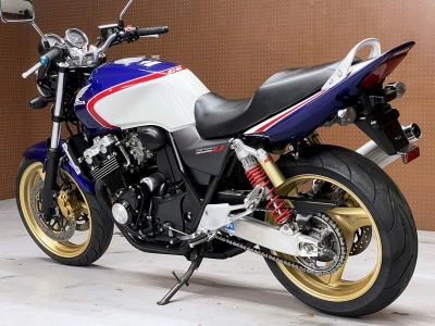 Honda CB400SF VTEC Spec3
