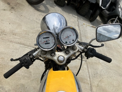 Yamaha SR250