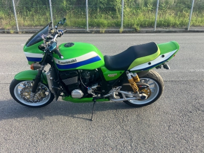 Kawasaki ZRX1100