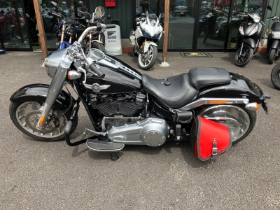 Harley-Davidson  HARLEY FLFB