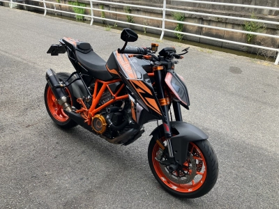 KTM KTM 1290 SUPER DUKE-R