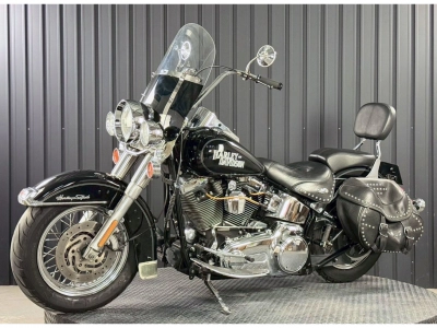 Harley-Davidson HARLEY FLSTC