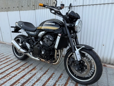 Kawasaki Z900RS