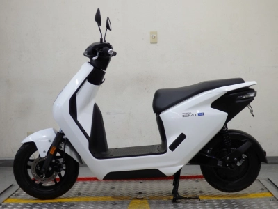 Honda EM1 e: