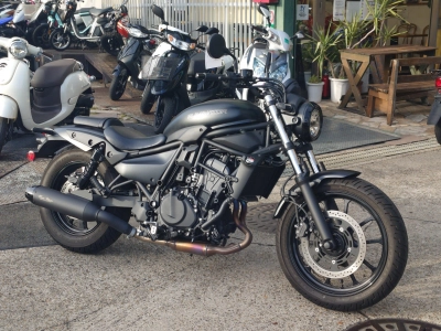 Kawasaki ELIMINATOR 400-1