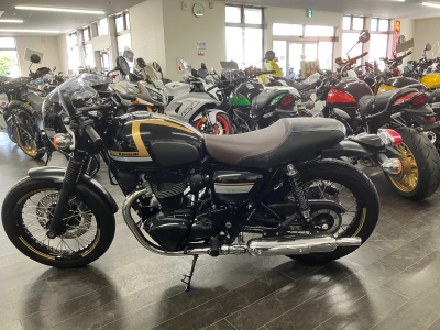 Kawasaki W800 CAFE