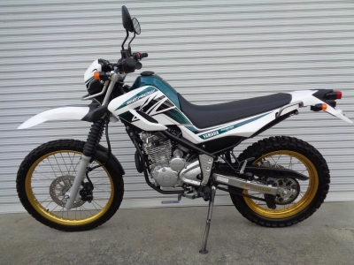 Yamaha SEROW 250