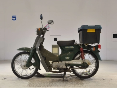 Honda C50