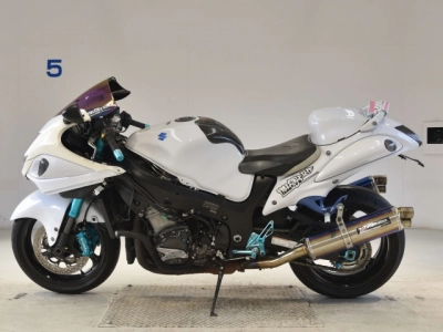 Suzuki  HAYABUSA -2