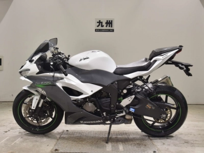 Kawasaki ZX-6RA