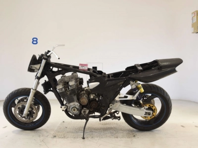 Yamaha XJR1300
