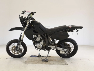Kawasaki D-TRACKER