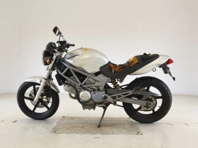 Honda VTR250
