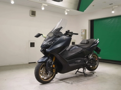 Yamaha T-MAX560T