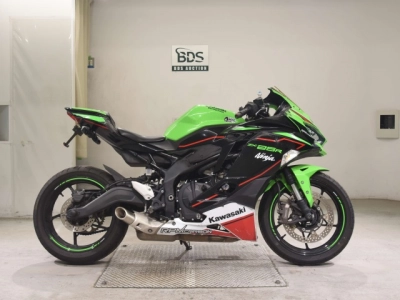 Kawasaki ZX-25R