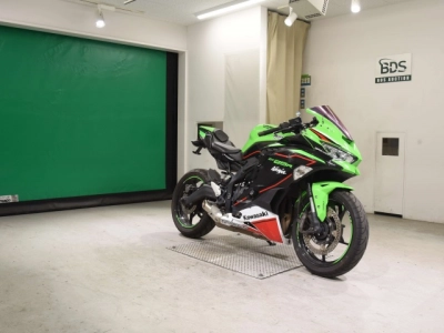 Kawasaki ZX-25R