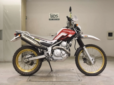Yamaha SEROW 250-2