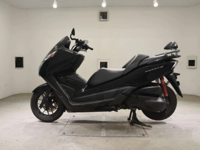 Honda FORZA