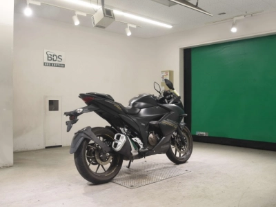Suzuki JIKUSA-250SF