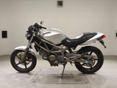 Honda VTR250