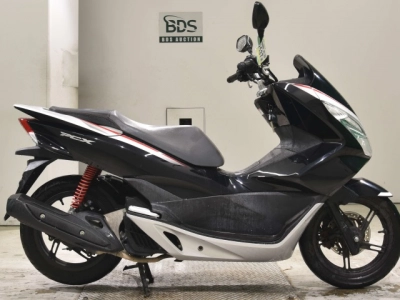 Honda PCX125-2