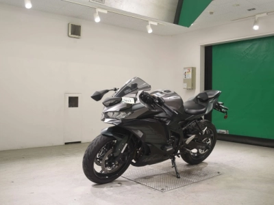 Kawasaki ZX-4R SE