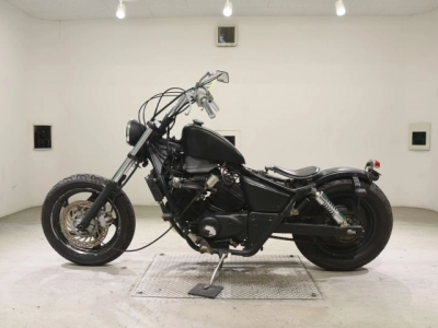 Honda MAGNA 250