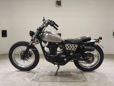 Kawasaki 250TR