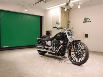 Harley-Davidson  HARLEY FXBR1920 BREAK  OUT 