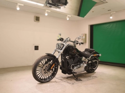 Harley-Davidson  HARLEY FXBR1920 BREAK  OUT 