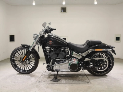 Harley-Davidson  HARLEY FXBR1920 BREAK  OUT 
