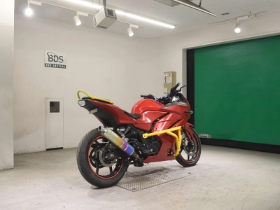 Kawasaki NINJA250R