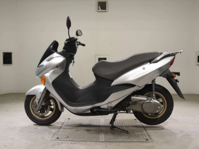 Suzuki ABENIS150